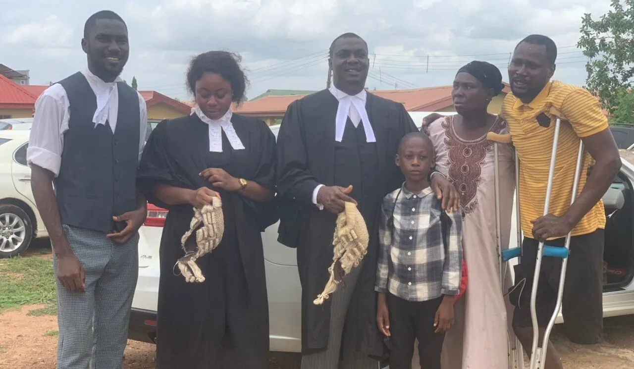 A9B39AE8 9C9C 4C33 90F8 4B88898CEA79