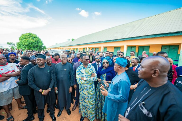 Pastor eneche 1 768x512